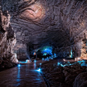 *Excursión a Taxco y las Grutas de Cacahuamilpa